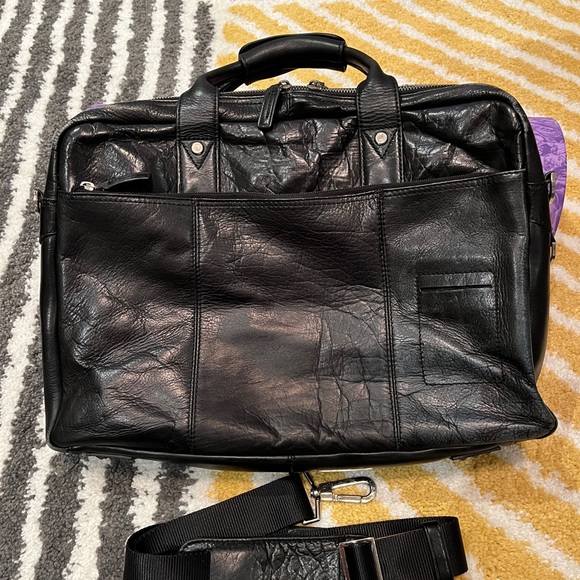 Danier/coach genuine leather briefcase - Picture 4 of 9